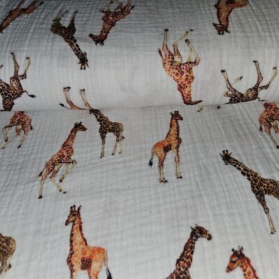 Hydrofiele doek - wit hydrofiel met giraffemotief